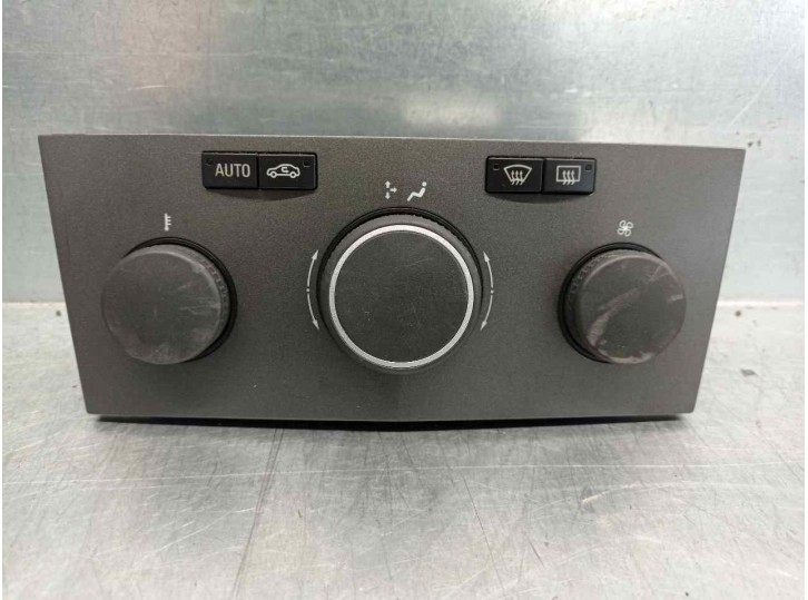 Recambio de mando climatizador para opel astra h berlina cosmo referencia OEM IAM 13122963 