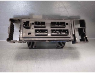Recambio de caja reles / fusibles para daewoo tacuma cdx referencia OEM IAM 03124N  
