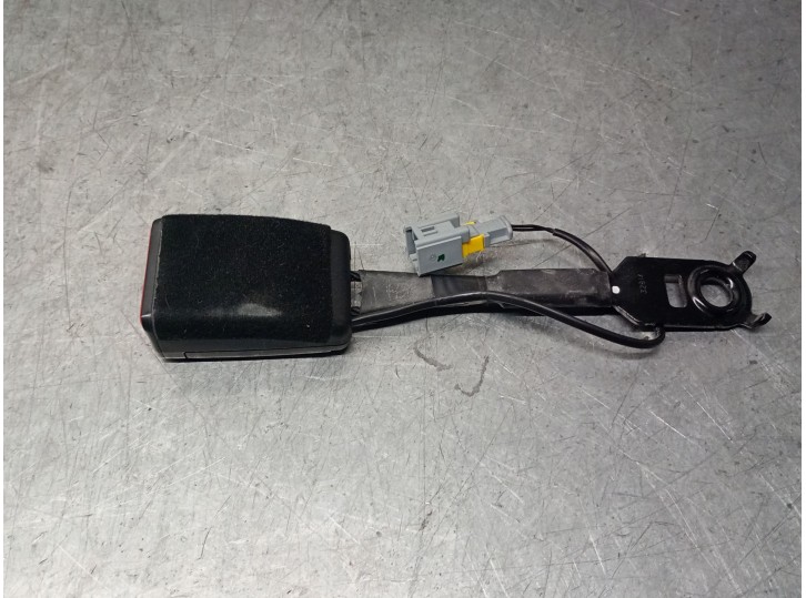 Recambio de enganche cinturon para citroën ds5 2.0 hdi fap referencia OEM IAM 96863860XX 96863860XX 