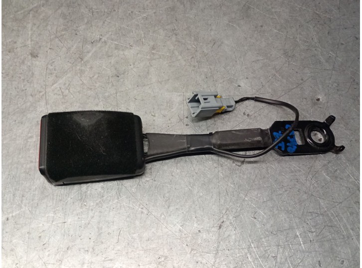 Recambio de enganche cinturon para citroën ds5 2.0 hdi fap referencia OEM IAM 96863860XX 96863860XX 