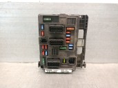 Recambio de caja reles / fusibles para citroën c3 1.4 hdi referencia OEM IAM 9650618380 SIEMENS