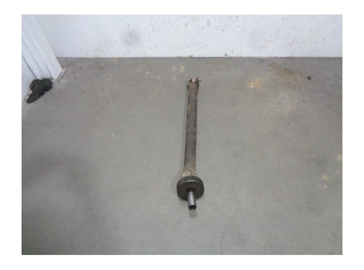 Recambio de transmision central para jeep cherokee (j) 2.5 turbodiesel referencia OEM IAM 52099422 BURRA 5A