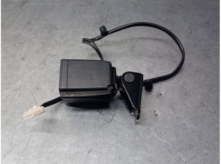 Recambio de enganche cinturon para citroën ds5 2.0 hdi fap referencia OEM IAM 96864220XT 96864220XT 