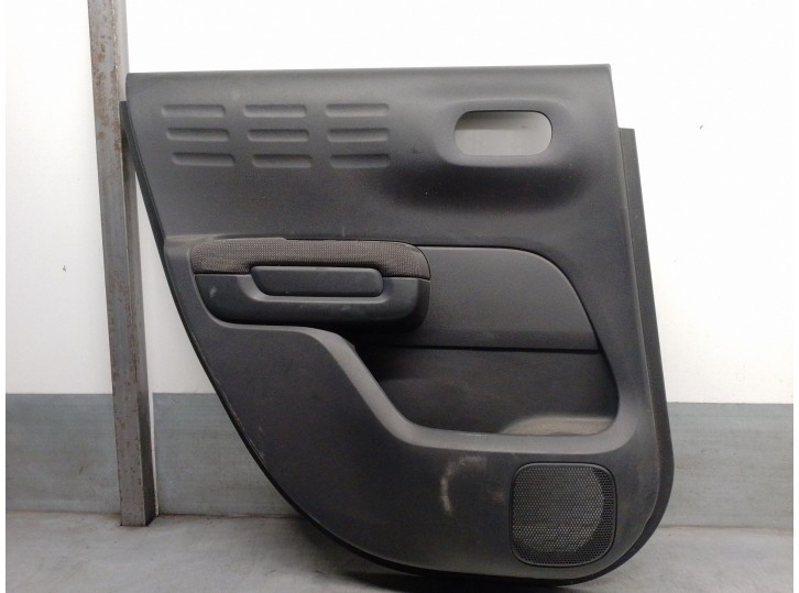 Recambio de guarnecido puerta trasera izquierda para citroën c3 aircross feel referencia OEM IAM YQ000448ZP 5 PUERTAS