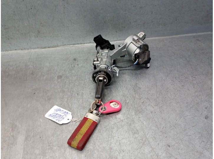 Replacement ignition switch for Opel Corsa E (X15) 1.3 CDTi (08, 68) OEM IAM reference 13383062 913710 