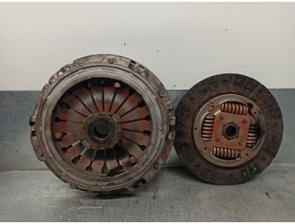 Recambio de kit embrague para peugeot 607 (s1) 2.2 hdi fap cat referencia OEM IAM 205260  