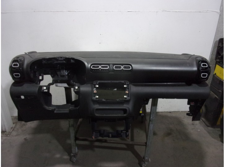 Recambio de salpicadero para citroën c3 aircross feel referencia OEM IAM YQ000598CY NEGRO 