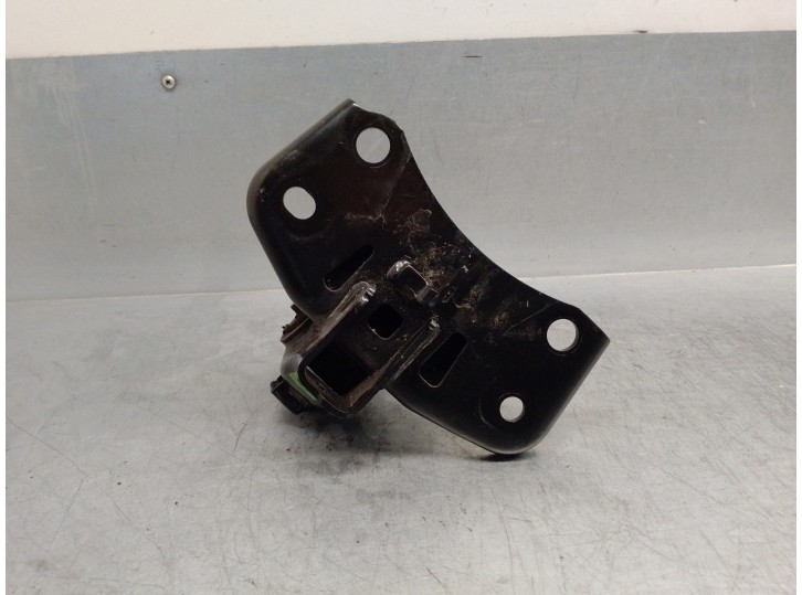 Replacement gearbox mount for Lexus CT 200h OEM IAM reference 1237237190 