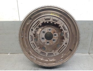 Recambio de volante motor para seat ateca 1.5 16v tsi act referencia OEM IAM 04E105266K 04E105266K 