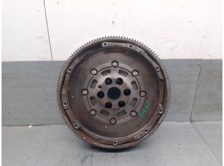 Replacement flywheel for Volkswagen Passat Saloon (3C2) 1.9 TDI OEM IAM reference 03G105266BA 03G105266BA LUK