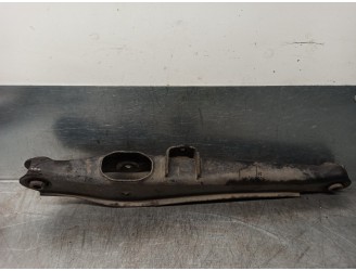 Recambio de brazo suspension inferior trasero derecho para mitsubishi lancer berlina (cy0) inform referencia OEM IAM 4113A011  