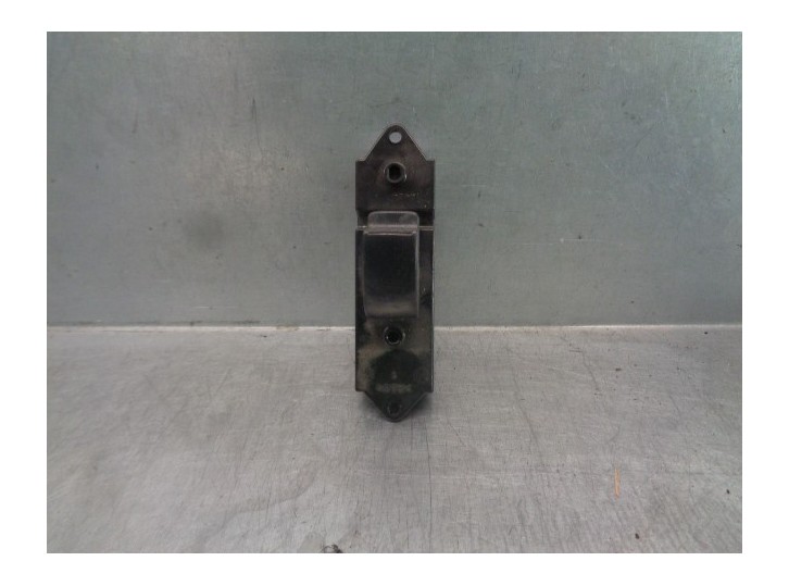 Recambio de mando elevalunas delantero derecho para mitsubishi lancer berlina (cy0) inform referencia OEM IAM 8608A065  