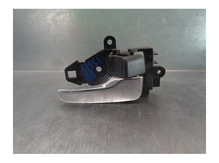 Recambio de maneta interior delantera derecha para mitsubishi lancer berlina (cy0) inform referencia OEM IAM MN105360 5716A088XA