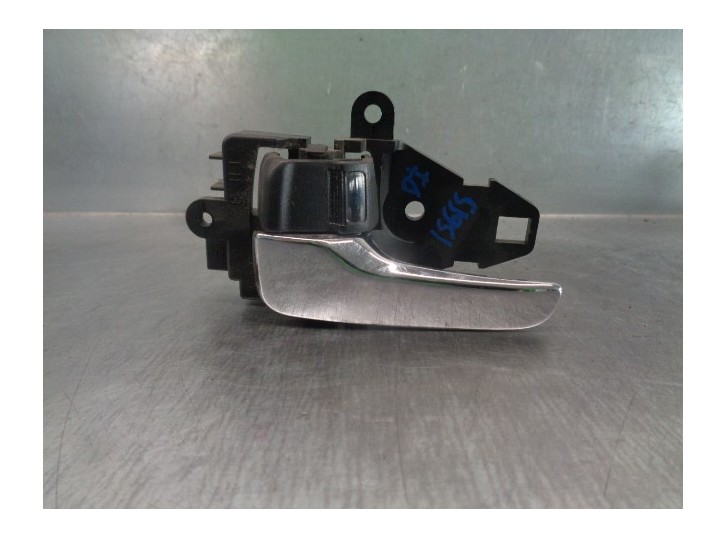 Recambio de maneta interior delantera izquierda para mitsubishi lancer berlina (cy0) inform referencia OEM IAM MN105359  