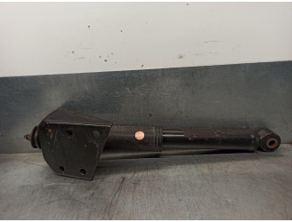 Recambio de amortiguador trasero derecho para kia carnival ii 2.9 crdi cat referencia OEM IAM 0K55F28700B  