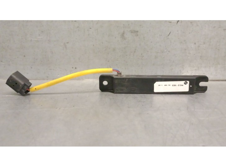 Recambio de antena para hyundai ioniq (ae) 1.6 gdi hybrid referencia OEM IAM 95420G2300 95420G2300 