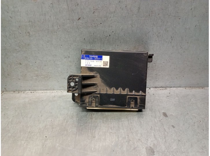 Recambio de modulo electronico para toyota prius (nhw30) executive referencia OEM IAM 8865047071 8865047071 