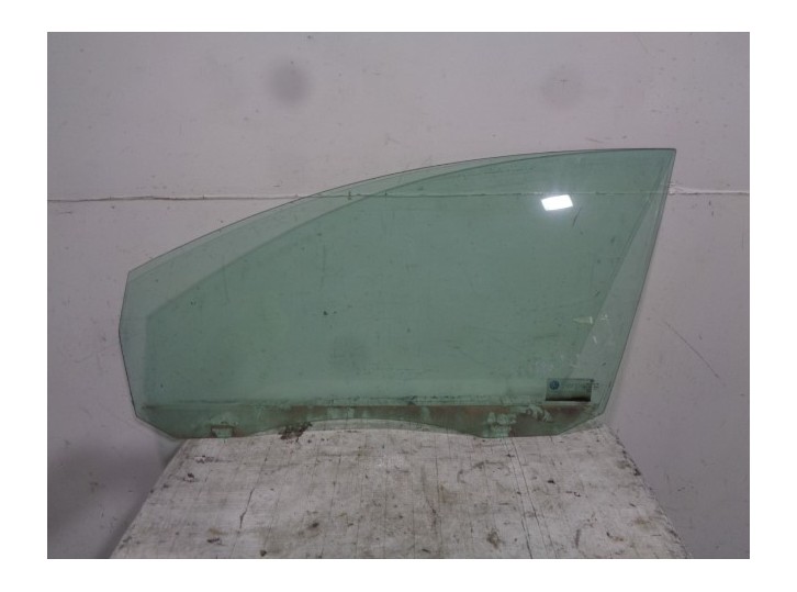 Recambio de luna delantera izquierda para volkswagen golf v plus (1kp) 1.9 referencia OEM IAM 5M0845201 