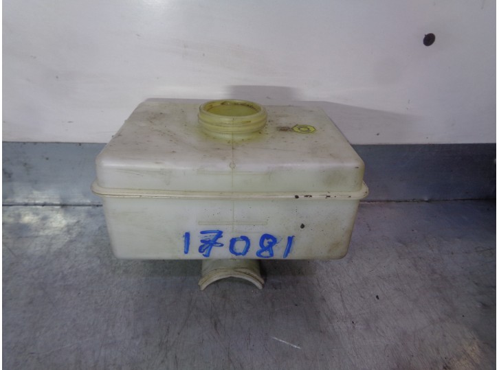 Recambio de deposito servo para nissan atleon nissan atleon referencia OEM IAM 472109X401  WABCO