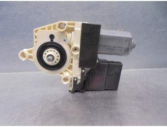 Replacement rear left window regulator motor for Seat Altea (5P1) 2.0 TDi OEM IAM reference 5P0839401 18 PINS 5 DOORS