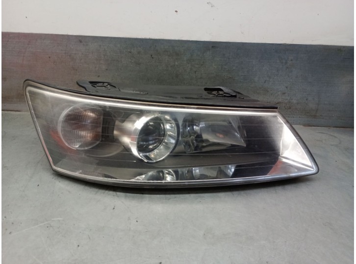 Replacement right headlight for Hyundai Sonata V (NF) 2.0 CRDi OEM IAM reference 921023K020 921023K020 