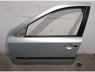 Recambio de puerta delantera izquierda para renault laguna ii (bg0/1_) 1.6 16v (bg0a, bg0l) referencia OEM IAM 7751471658 775147