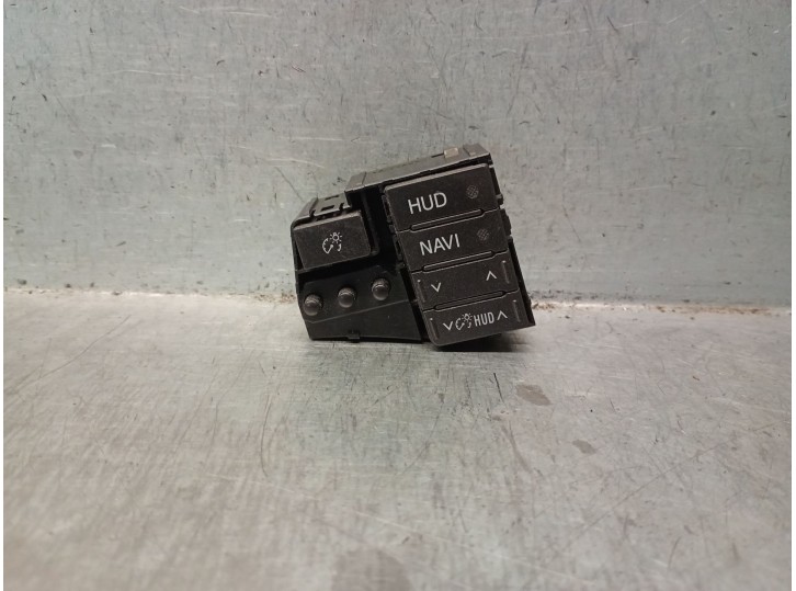 Recambio de mando multifuncion para toyota prius (nhw30) executive referencia OEM IAM 8497547030 8497547030 