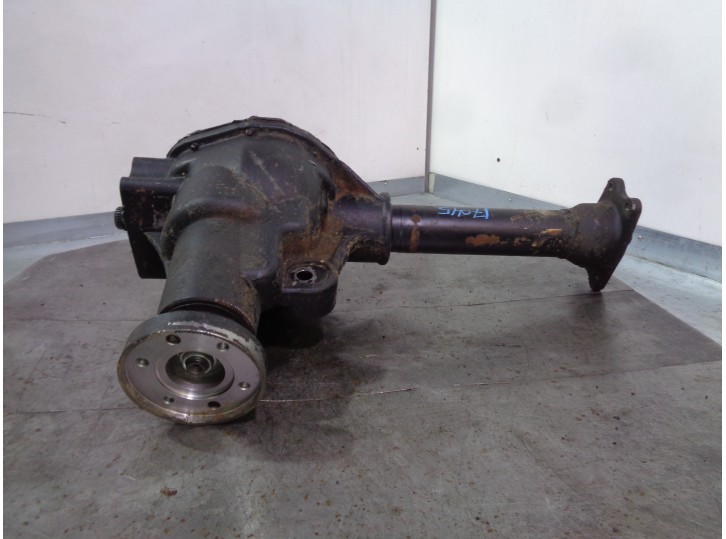 Recambio de diferencial delantero para ssangyong rodius 2.7 turbodiesel cat referencia OEM IAM AHFB50610025 A3.31
