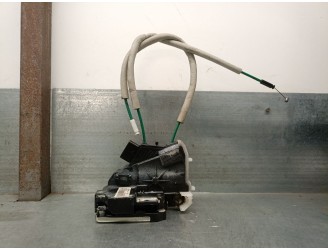 Recambio de cerradura puerta delantera izquierda para ssangyong xlv suv e-xgi 160 referencia OEM IAM 7121035020  