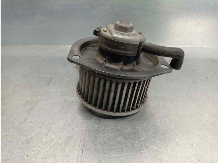 Recambio de motor calefaccion para toyota hi-ace caja cerrada, corto referencia OEM IAM 8713095J01  