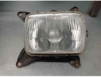 Recambio de faro derecho para toyota hi-ace caja cerrada, corto referencia OEM IAM 8111080288  4 PUERTAS