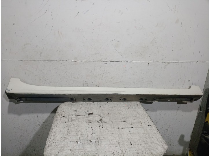 Recambio de faldon lateral para toyota prius (nhw30) executive referencia OEM IAM 7585147900 7585147900 