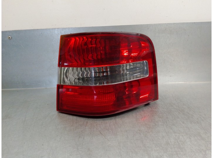 Replacement rear right tail light for Fiat Stilo Multi Wagon (192) 1.9 JTD CAT OEM IAM reference 28190202 WING 5 DOORS