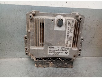 Recambio de centralita motor uce para jeep grand cherokee iv (wk, wk2) 3.0 crd v6 4x4 referencia OEM IAM P05150767AC  0281030158