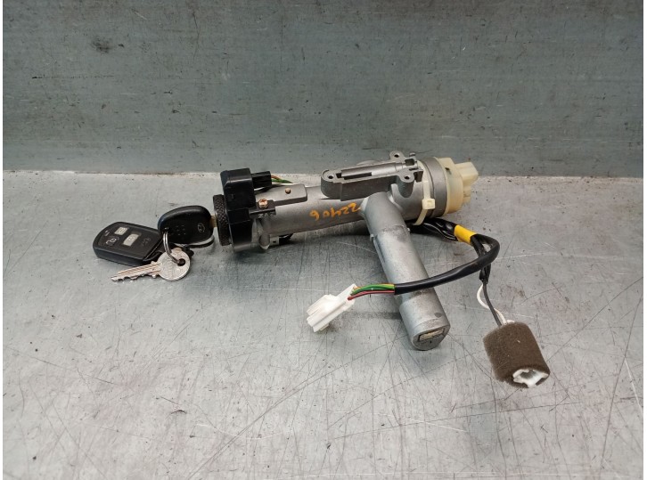 Replacement ignition switch for Hyundai Sonata IV (EF) 2.0 16v OEM IAM reference 819053D050 819053D050 