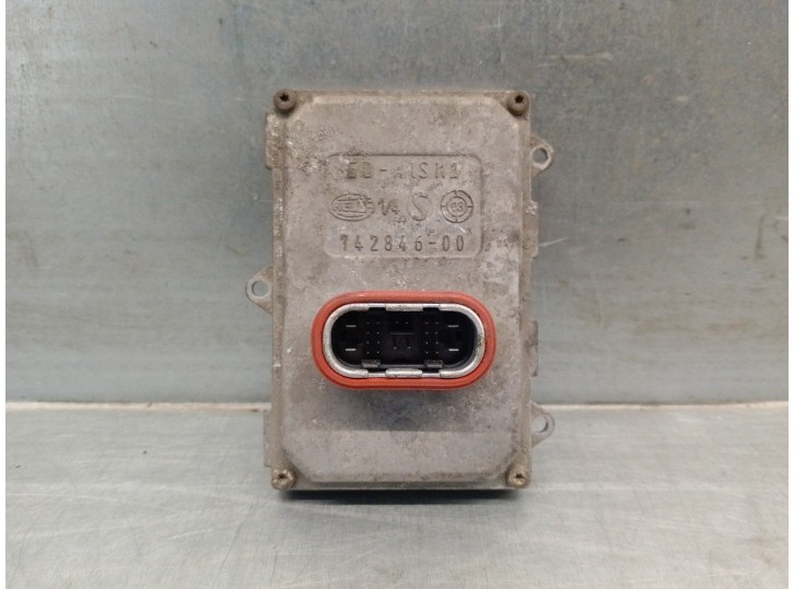 Recambio de centralita faros xenon para mercedes-benz clase e (w211) berlina 2.7 cdi cat referencia OEM IAM A0028206026 5DF00870