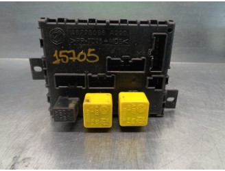 Recambio de caja reles / fusibles para lancia lybra berlina 1.9 jtd referencia OEM IAM 46776086  
