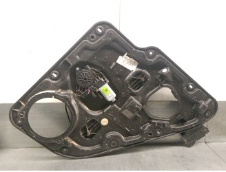 Recambio de elevalunas trasero derecho para jeep grand cherokee iv (wk, wk2) 3.0 crd v6 4x4 referencia OEM IAM 931400103 6807928