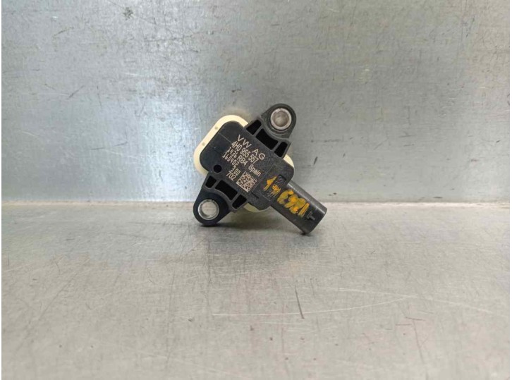 Recambio de sensor impacto para skoda fabia 1.2 tsi referencia OEM IAM 4H0955557 