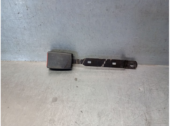 Recambio de enganche cinturon para skoda fabia i (6y2) 1.4 tdi referencia OEM IAM 6Y0858472K 6Y0858472K 
