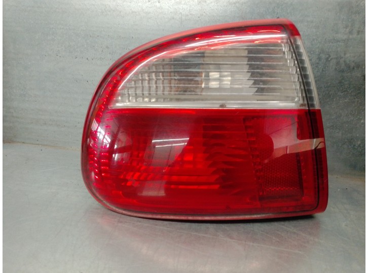 Recambio de piloto trasero izquierdo para seat toledo (1m2) 1.6 referencia OEM IAM 1M5945095B DE ALETA 4 PUERTAS