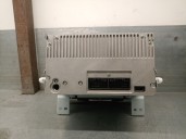 Replacement audio system / radio CD for SsangYong XLV SUV e-XGi 160 OEM IAM reference 8911035000 