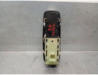 Recambio de parasol izquierdo para chrysler grand voyager v (rt) 2.8 crd referencia OEM IAM 1JE931W1AA 1JE931W1AA  2