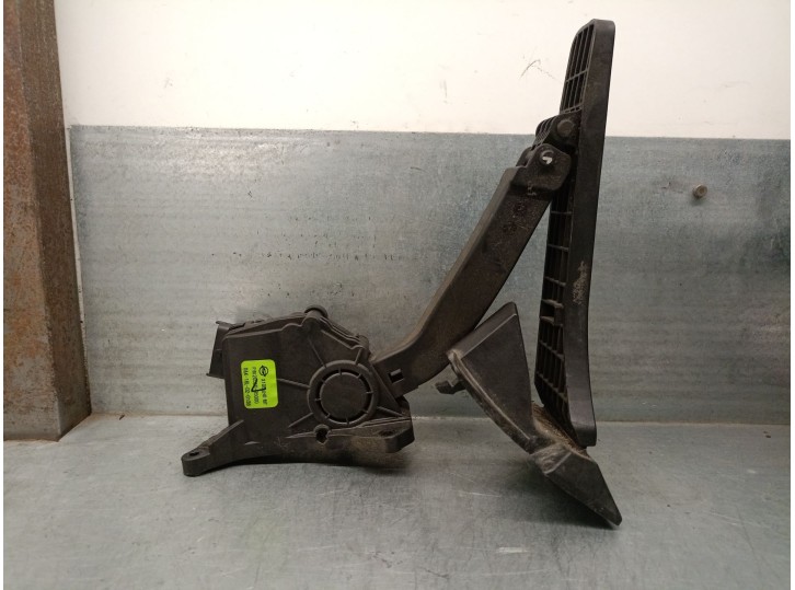 Recambio de potenciometro pedal para ssangyong xlv suv e-xgi 160 referencia OEM IAM 2055035000  