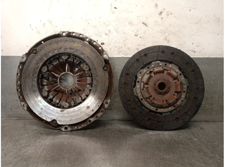 Recambio de kit embrague para opel zafira b furgoneta/monovolumen (a05) 1.9 cdti van (m75) referencia OEM IAM 6606039 6606039 