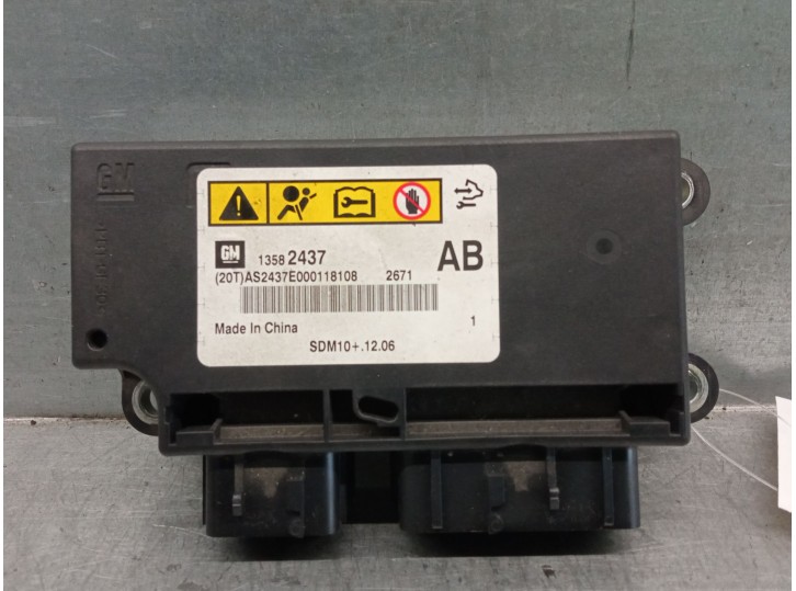 Recambio de centralita airbag para chevrolet cruze 1.6 cat referencia OEM IAM 13582437 E000118108 AS2437
