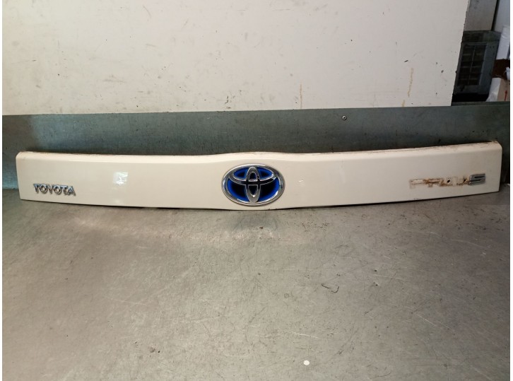 Recambio de molduras traseras para toyota prius (nhw30) executive referencia OEM IAM 7680147070 7680147070 