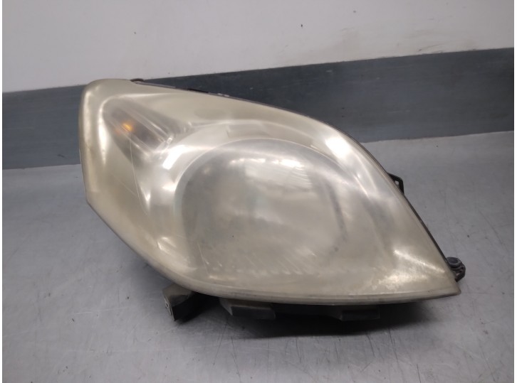Replacement right headlight for Peugeot Bipper Tepee 1.3 16V HDi FAP OEM IAM reference 1353197080 4 DOORS