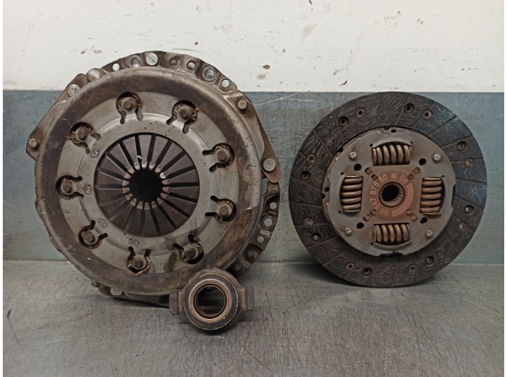 Replacement clutch kit for Peugeot Partner (S1) 1.9 Diesel OEM IAM reference 9654787880 