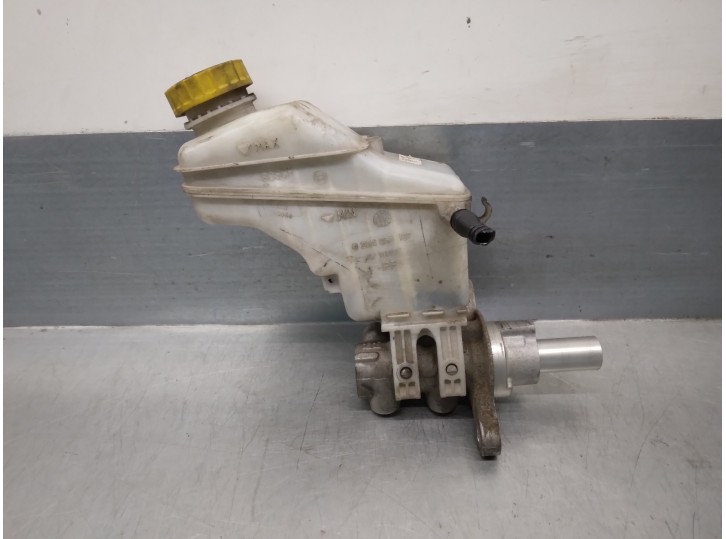 Recambio de bomba freno para peugeot bipper tepee 1.3 16v hdi fap referencia OEM IAM 0204051107  